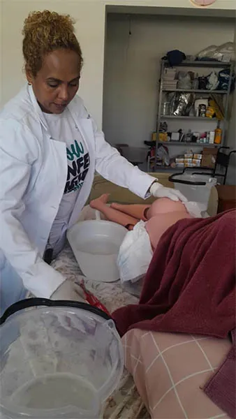 Curso de Cuidador de Idosos Avançado em Santos | São Vicente | Cubatão | Guarujá | Praia Grande | DF Cursos Home Care